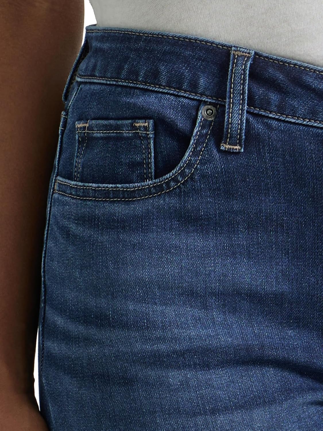 Lee Women's Legendary Mid Rise Bootcut Jean